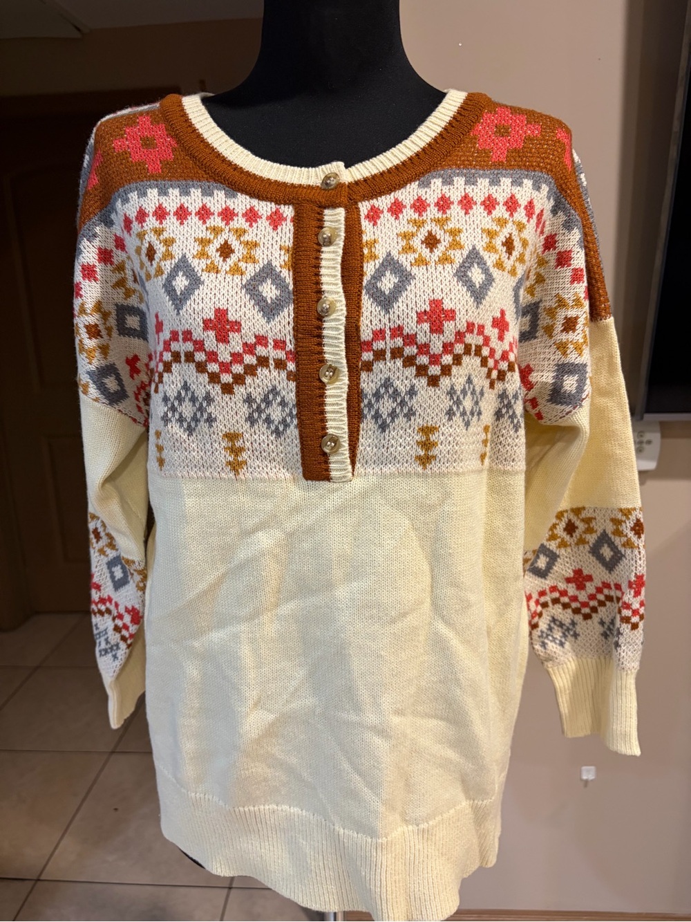 ANDREE BY UNIT Cream Henley Sweater with Rust and Multicolor Fair Isle